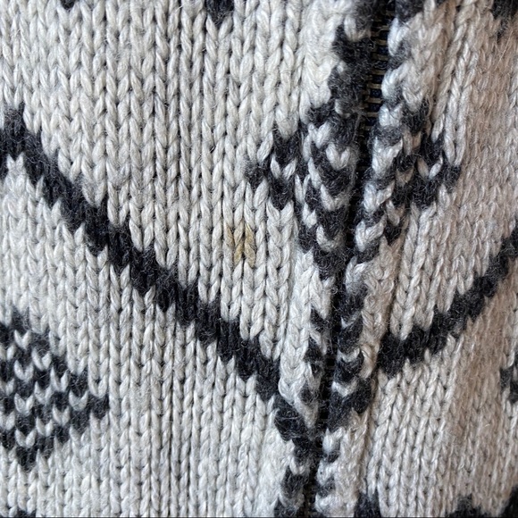 3/$25 || Wind River Knit Sweater - Picture 2 of 5